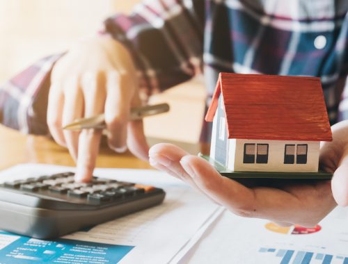 Maximizing Savings: The Ultimate Guide to Refinancing Your Mortgage in Toronto