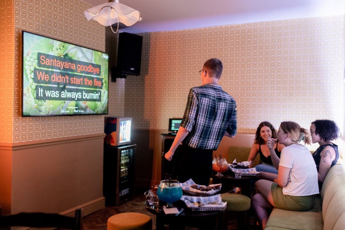 Tips for Choosing an Exclusive Karaoke Place